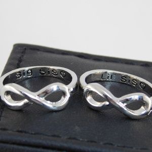 'Big sis, Lil sis' ring set